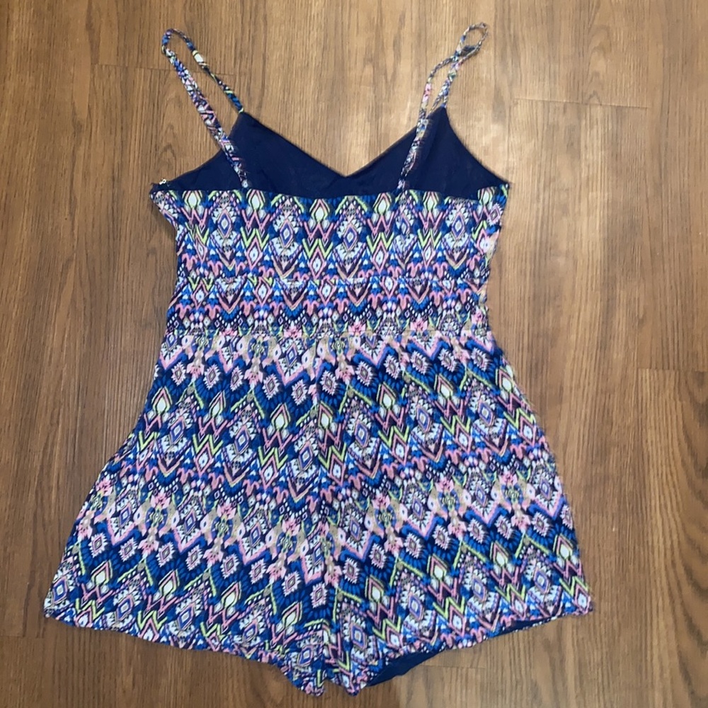 Patterned romper - Picture 5 of 7